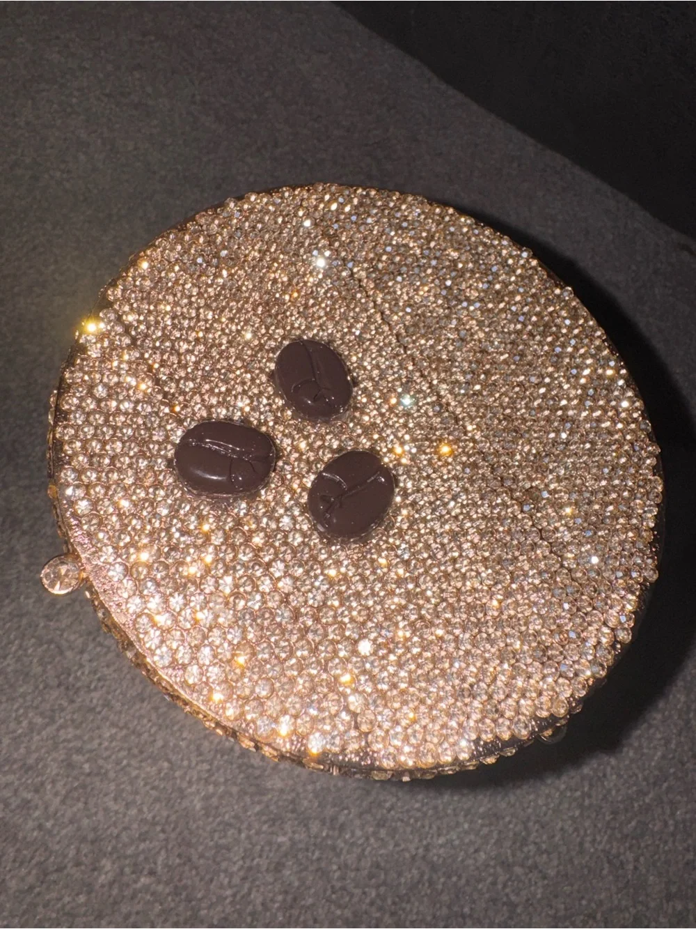 N/A sparkling gold